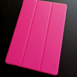 NEW Tablet Case w/Built in Stand